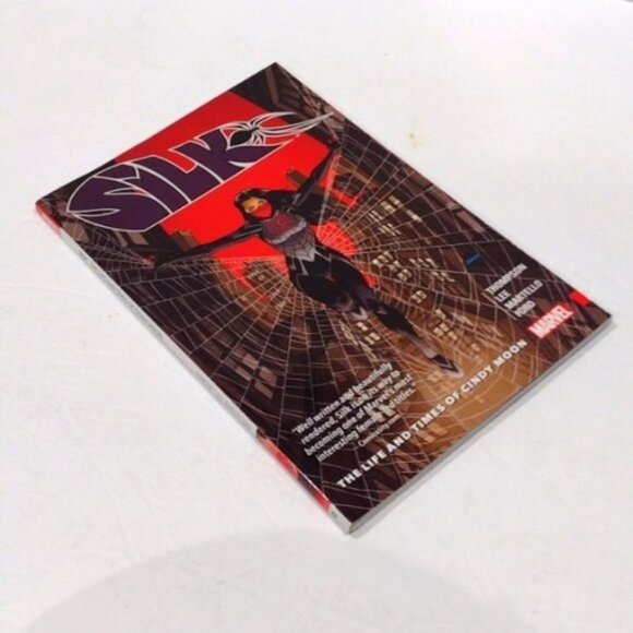 Trade Paperback Silk: The Life & Times of Cindy Moon Vol 0 Robbie Thompson 2015 - Picture 3 of 10